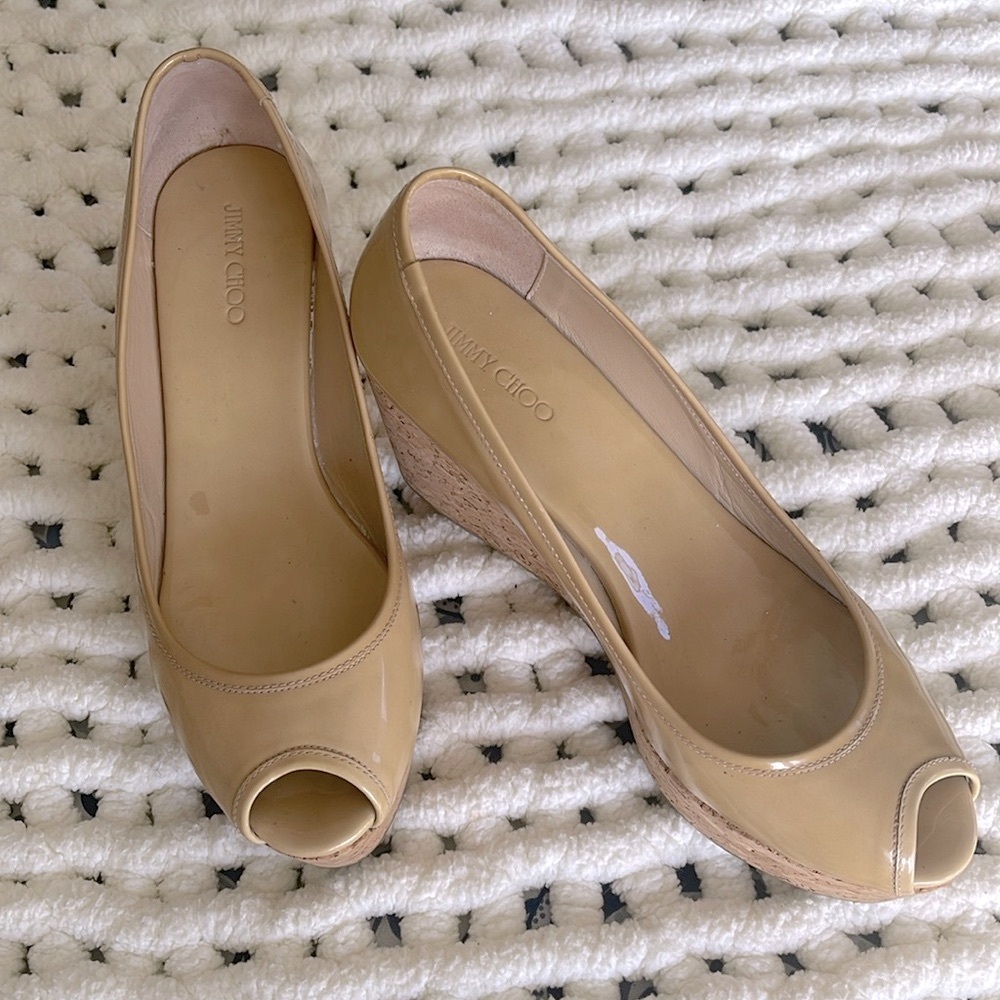 Jimmy Choo nude ,patent leather,peep toe wedge shoes. Gold hardware. 39 1/2. EUC